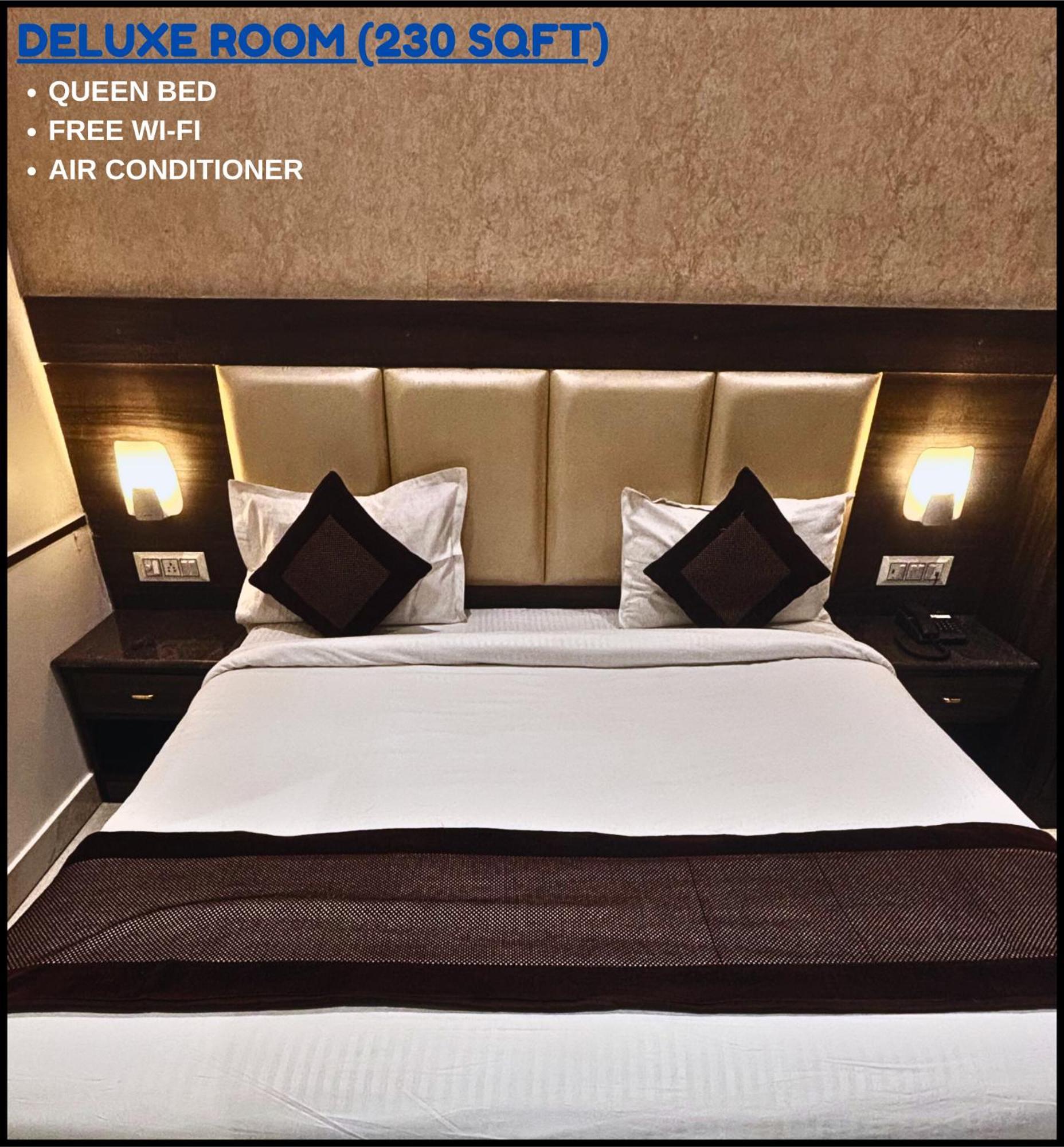 Rohtak Hotel The Rivaaj מראה חיצוני תמונה